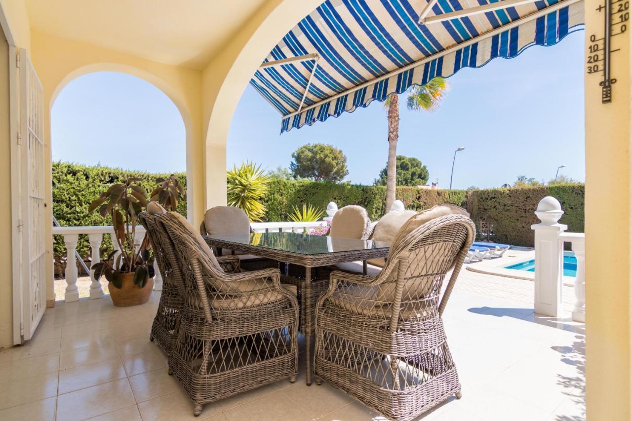 Charming One-Floor Villa With Private Pool In Los Balcones トレビエハ エクステリア 写真