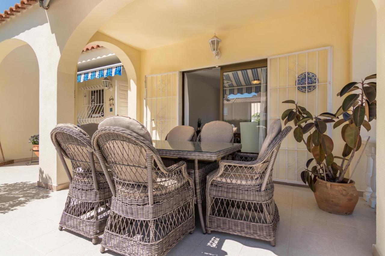 Charming One-Floor Villa With Private Pool In Los Balcones トレビエハ エクステリア 写真